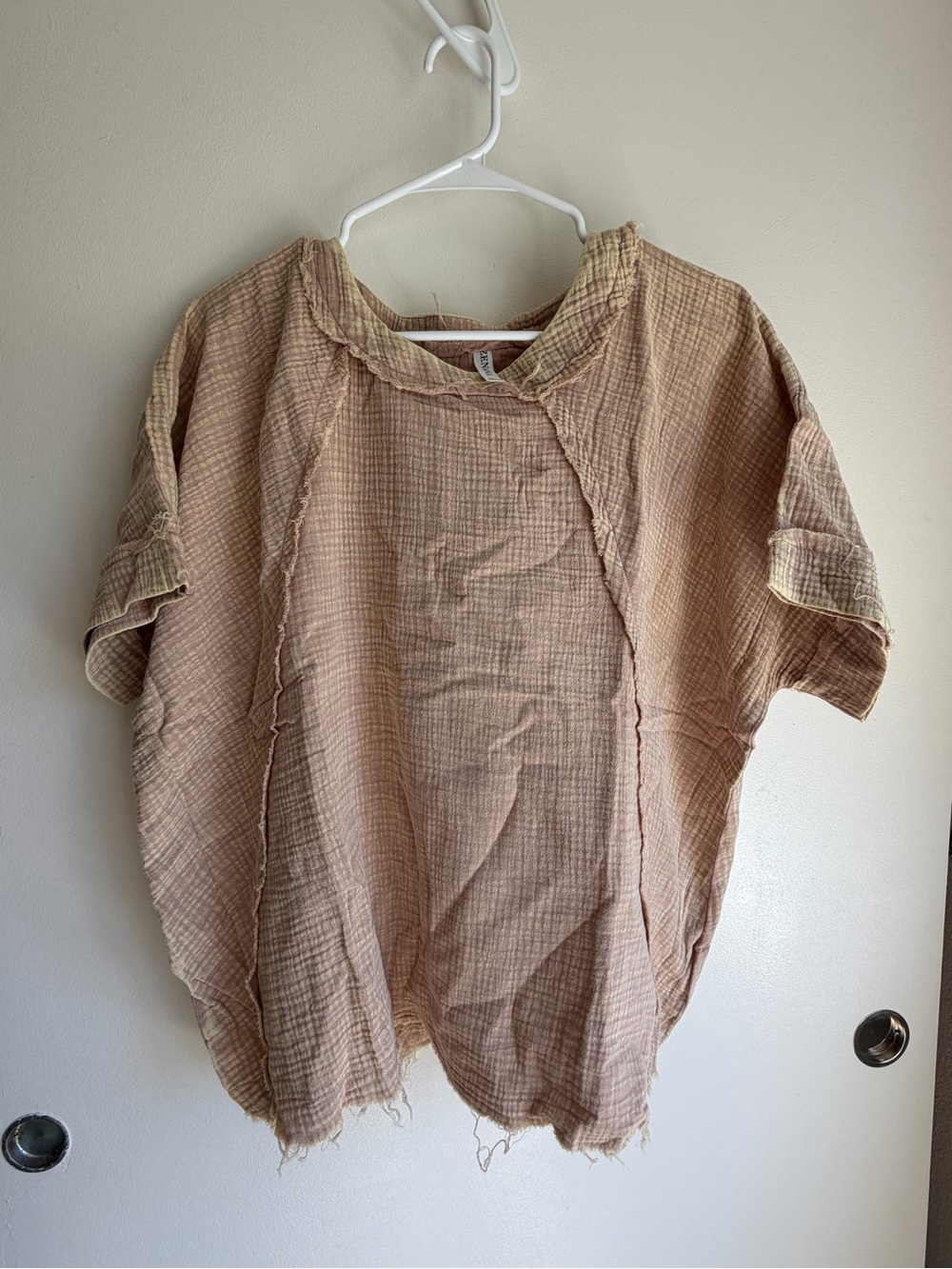 Zenana Outfitters Frayed Gauze Top in Dusty Mauve and Cream